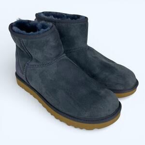 Ugg Classic Mini II Women's Boots Suede Navy Size 10